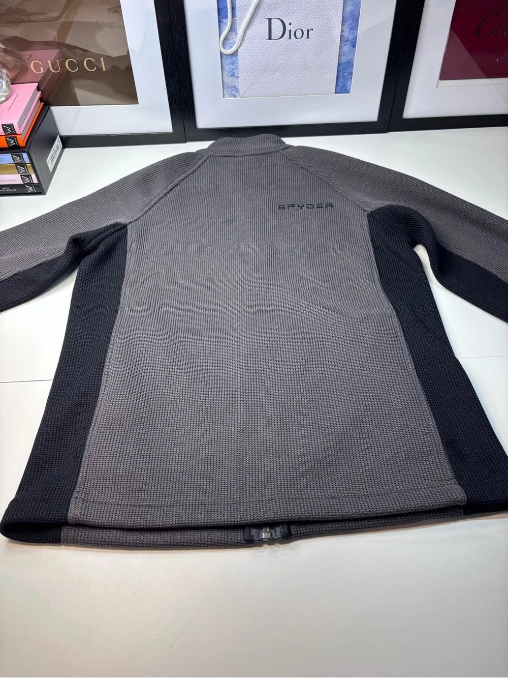 Spyder Gray and Black Full-Zip Knit Jacket Fleece Lined Boys Size M EUC